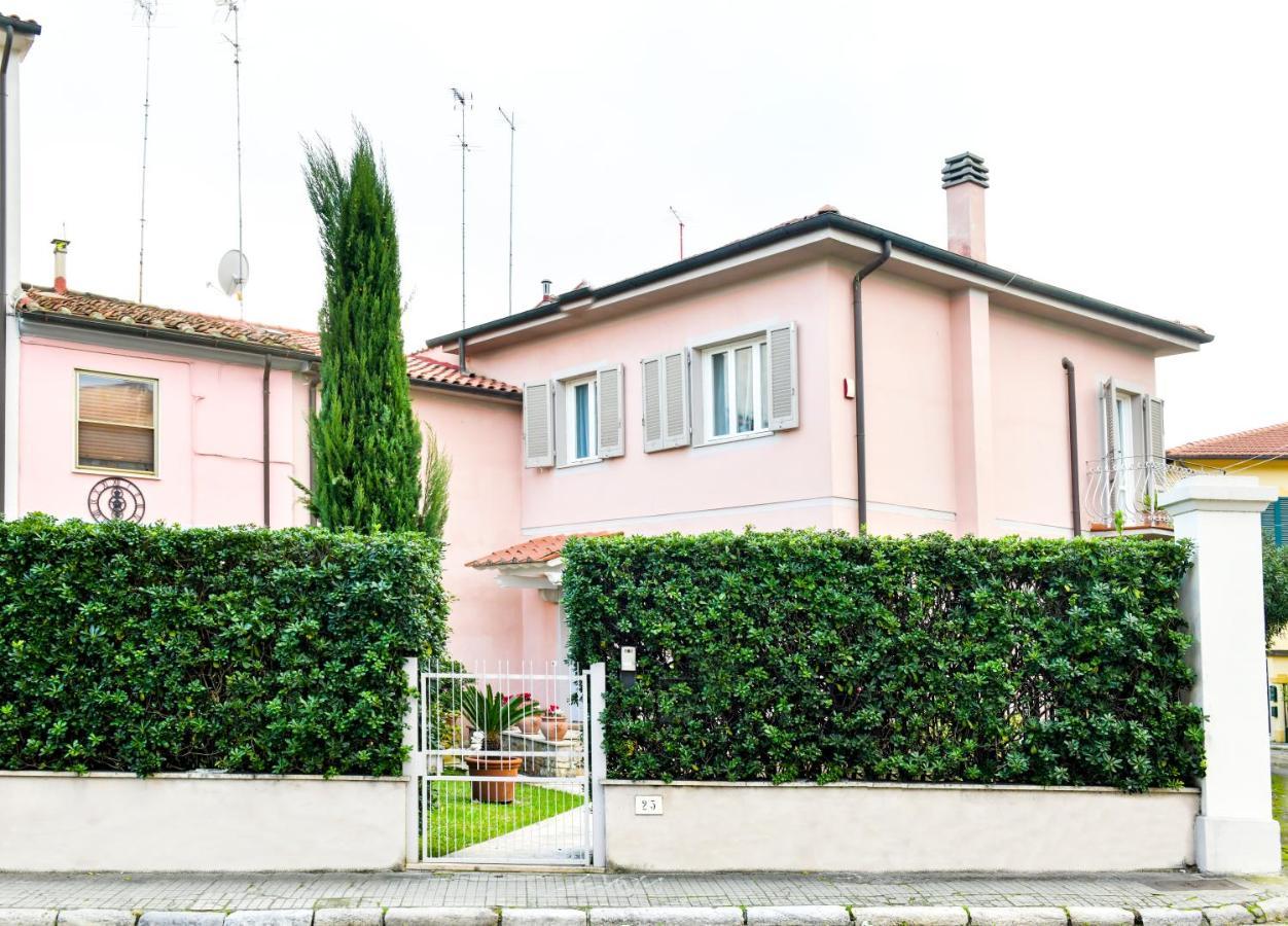 Il Villino Di Monic Pisa Centro Villa ภายนอก รูปภาพ